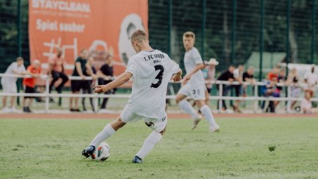 A-Jugend startet gegen Viktoria in Saison