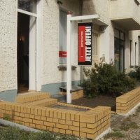 AFTV: Zu Besuch in der „Eisernen Botschaft“