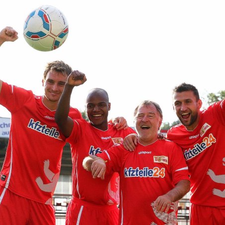 AFTV: ...der Kommissar geht um!