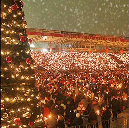 Alle Jahre wieder: Weihnachtssingen im Stadion An der Alten Försterei
