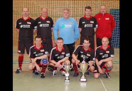 Altliga-Hallen-Cup: Pokal bleibt bei Union!