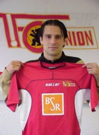 Auch Dario Dabac unterschreibt für zwei Jahre