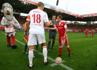 Auktion: Signierter Anstoßball vom Bayern-Spiel