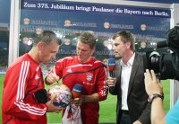 Auktionserlös: Signierter Andora-Spielball bringt 491,- €