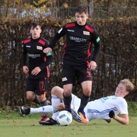 Auswärtsschwäche setzt sich fort - Niederlagen für U19 und U17