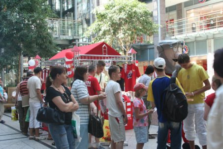 Autogrammstunde am Sonntag im Forum Köpenick