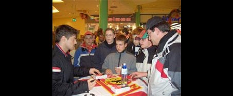 Autogrammstunde mit Tom Persich