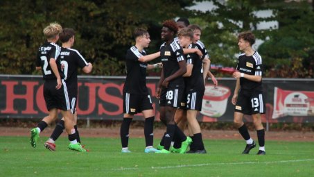 B-Junioren siegreich in Leipzig