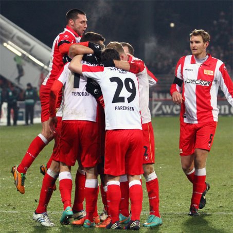 Bescherung an der Alten Försterei: Union siegt 2:0 gegen Kaiserslautern 