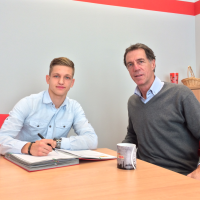 Cihan Kahraman erhält Profivertrag 