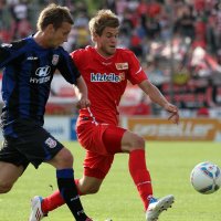 Das Glas halbvoll: Union startet mit einem Punktgewinn in Frankfurt