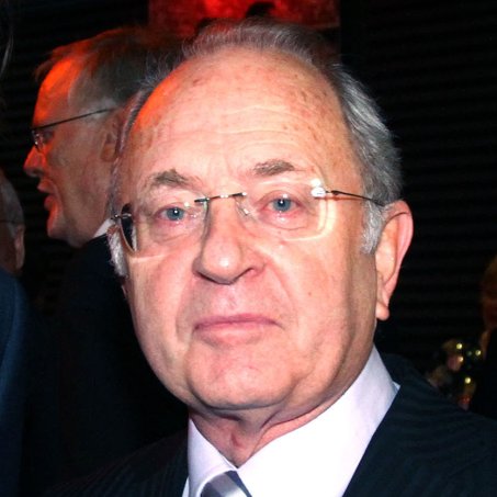 Der 1. FC Union Berlin beglückwünscht Heinz Werner zum 80. Geburtstag