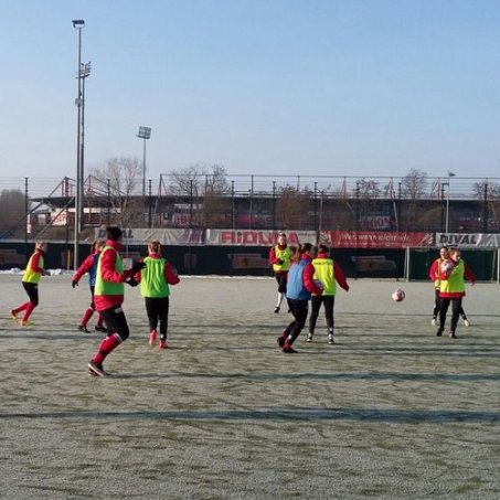 Die 1. Frauen schließen das Kurztrainingslager mit einem Sieg ab