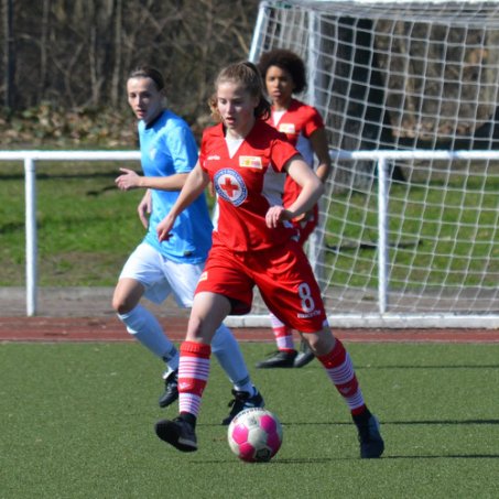 Die 2. Frauen nutzen ihre starke Offensive zum Auswärtserfolg