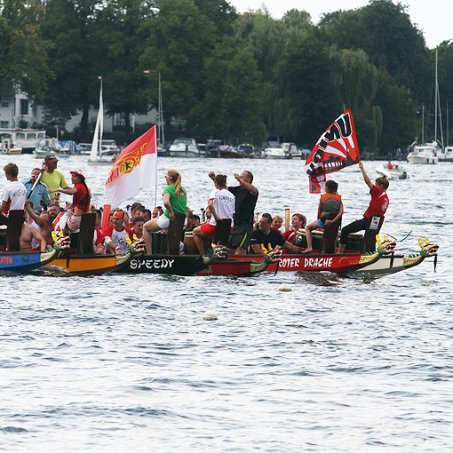 Dreki Ragnarök siegt beim Drachenboot-Cup des Eisernen V.I.R.U.S.