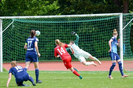Eiserne Ladies kassieren Ausgleich in letzter Sekunde