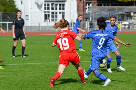Eiserne Ladies zu Gast bei Türkiyemspor Berlin