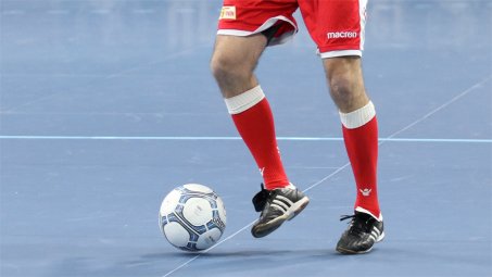 Eiserne Legenden treten in Gera an