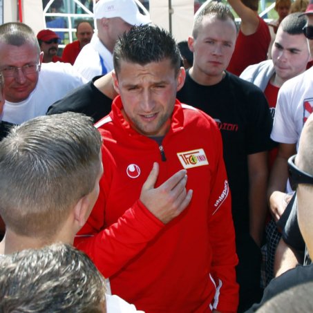 Eiserne Wasserspiele: Spreedrachen Rot-Weiß greifen sich Drachenboot-Fun-Cup 2011