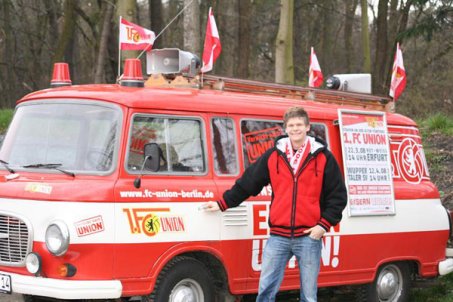 "Eisernes" Einsatzfahrzeug unterwegs