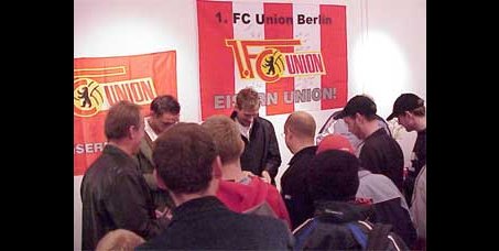 Eröffnung des Union-Fanshops