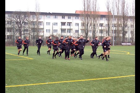 FC St. Pauli trainiert an der Hämmerlingstraße