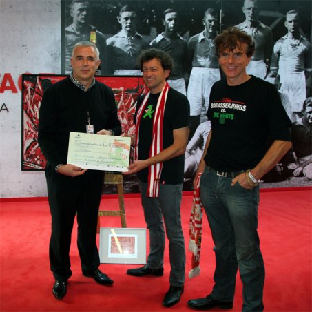 „Fahnenmeer“ für den eisernen Nachwuchs