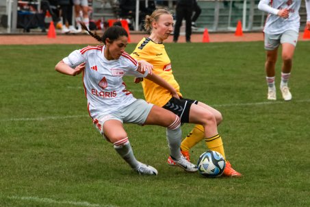 Fatma on her league debut. This was when Union made the near-permanent switch to a back three
