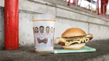 Filmabend mit Bratwurst und Bier