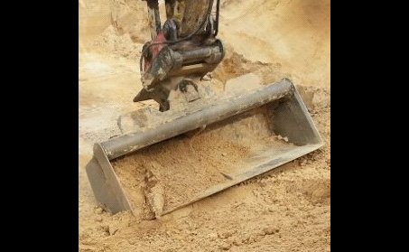 Granatenfund am Stadion An der Alten Försterei