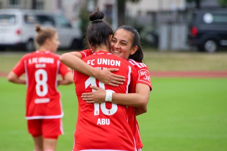 Having both arrived from SV Meppen, Athanasia Moraitou and Sarah Abu Sabbah immediately made an impact at Union.
