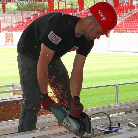 Immer weiter: Helfer für die Stadion-Baustelle am Samstag gesucht