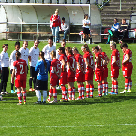 Je zwei Siege und Niederlagen für die Juniorinnen