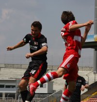 Knappe Niederlage zum Saisonstart