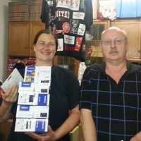 Knipsen für Union: V.I.R.U.S. übergibt Digitalkameras an Lernzentrum