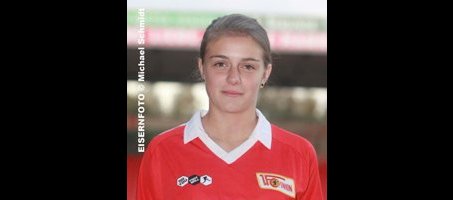 Madeleine Wojtecki beim DFB-Sichtungslehrgang