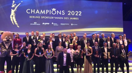 Mannschaft und Trainer des Jahres sind rot-weiß