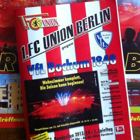 Nicht vergessen: Das Programmheft zum Spiel! 