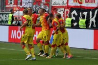 Nürnberg equalise late on to share spoils