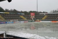 Platzverhältnisse und schlechtes Wetter verursachen Spielabsagen