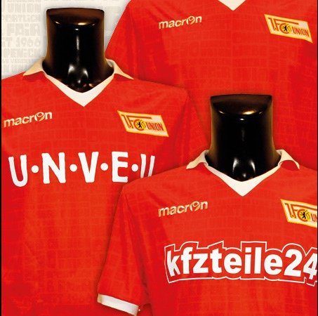 Premiere beim Hallenmasters: Jubiläumstrikot zum 50. Vereinsgeburtstag