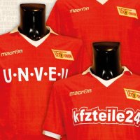 Premiere beim Hallenmasters: Jubiläumstrikot zum 50. Vereinsgeburtstag