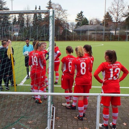 „Sahnetag“ gegen GW Neukölln: Die 2.Frauen bleiben punktgleich mit dem Tabellenführer