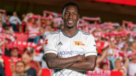 Sheraldo Becker spielt für Suriname