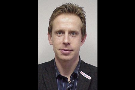 Sportdirektor Jörg Heinrich auf "Bildungsreise"