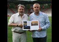 Stadion An der Alten Försterei: Das Buch zum Bau!