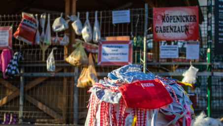 Stoffmasken benötigt, Gabenzaun mit Sorgen