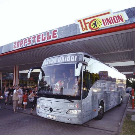 TOTAL und der 1. FC Union Berlin eröffnen die „härteste“ Tankstelle Berlins
