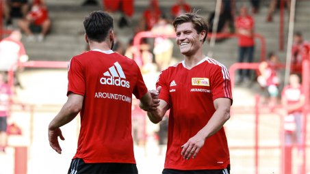 Team Rot gewinnt internen Test