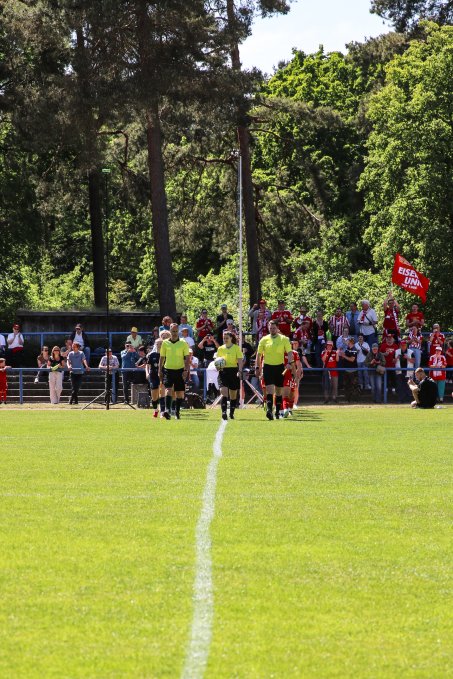 The chance to become champions. The players take to the pitch against Turbine II